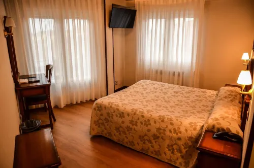 Hotel Cabeza Các khách sạn ở Langreo
