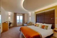 Hôtel Restaurant & Spa le Val Moret