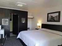 Rocket Motel Hotels in Custer