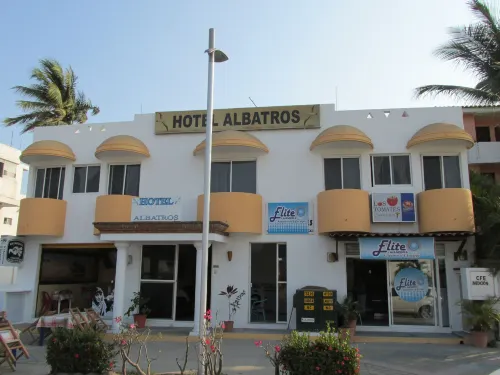 Hotel Albatros Hotels in Manzanillo