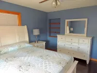 Angel Rock Waterfront Cottages Hotels in Cape Vincent