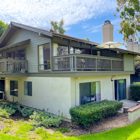 3b2.5b Spacious, peaceful, bright home next to UC-Irvine