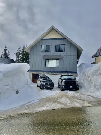 Big Bear Chalet, modern home on Mount Washington