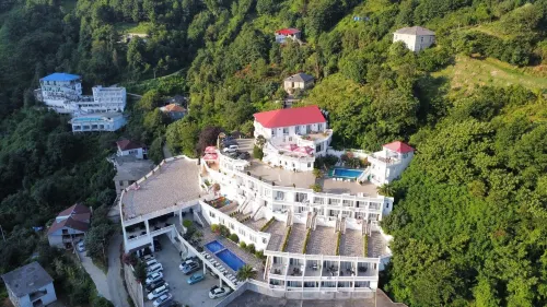 Zura Palace