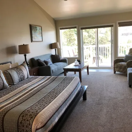 Inn at Arch Rock