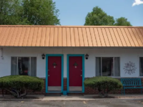 Circle R Motel Hotels in Salida