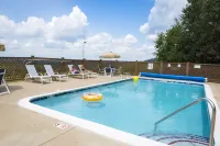 Lefevre Inn and Resort Hotels in East Galena Township