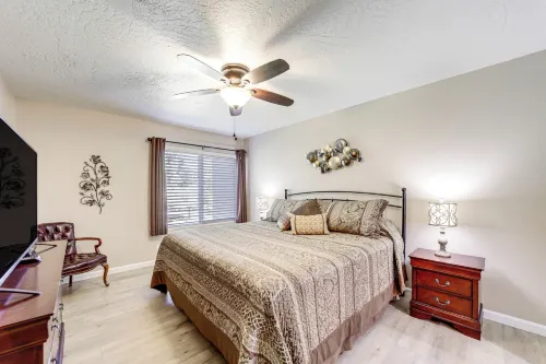 Mtn-View Condo w/ Hot Tub Access in Sedona! - Holiday Apartments