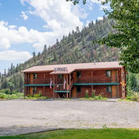 River's Fork Lodge