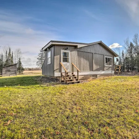 Cornell Home w/ Fire Pit & Hunting Access!