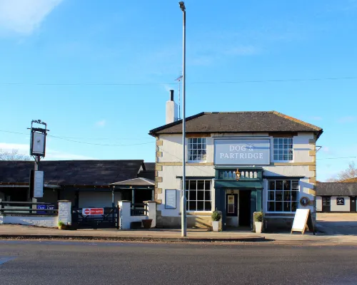 Dog and Partridge Inn Hotel a Calne