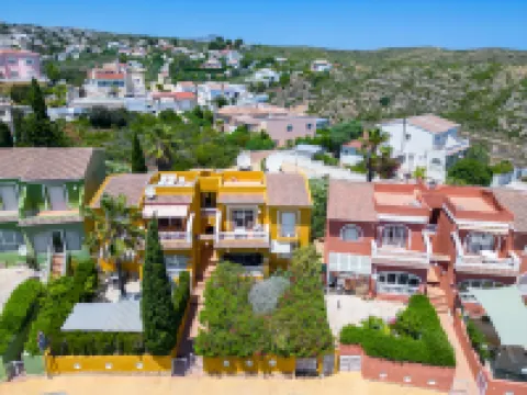 Pueblo de la Paz 貝尼塔切爾酒店