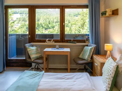 Studio Esche 4 Hotels near Ellmi's Zauberwelt