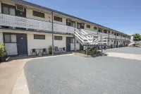 Pioneer Station Motor Inn Hotels in Murray Downs