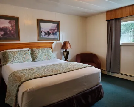 Delta Accommodations-Alaska Country Inn Hotels in Delta Junction