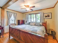 Screened Porch! Lakefront Gem in Boyds Branch Bay Hotels in Calloway County