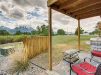 Montana Vacation Rental 32 Mi to Yellowstone! Hotels in Emigrant