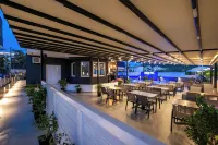 Sunshine Hotel - 3-Star