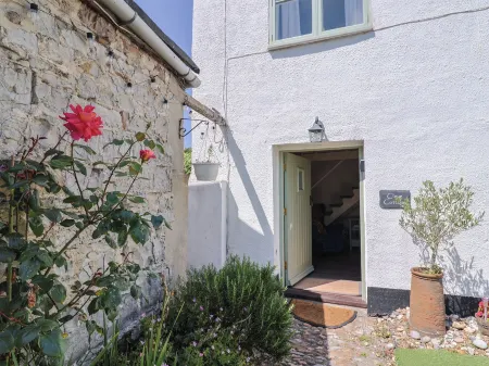 Cleve Cottage Отели в г. Лайм-Регис