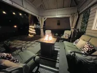 Modern & Spacious-walk to metro w/ parking On-site