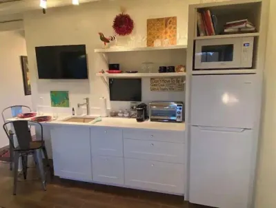 Luxe space & view deck near SF Plaza!