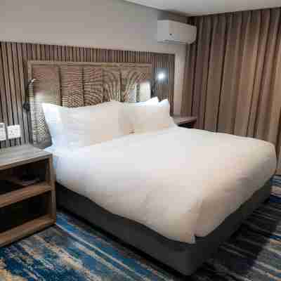 Zar Rooms
