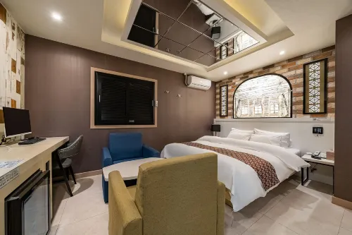 Apple Drive-in Hotel Hotels in Yeoju-si
