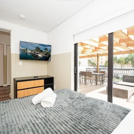 Luxury RiverFront by Renzzi