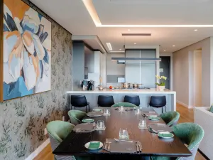 Steyn City Hotel by Saxon