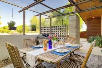 Sundrenched by Avantstay Pool, Mins to Old Town