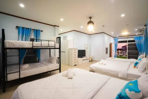 White Sand Pool Villa Pattaya - 주차장
