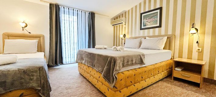 Central Hotel & Restaurant Hotels in Budva