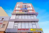 FabHotel Metro Grand - Koramangala Отели рядом с достопримечательностью «Университет Крайст»