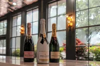 East Bay Inn, Historic Inns of Savannah Collection - بار