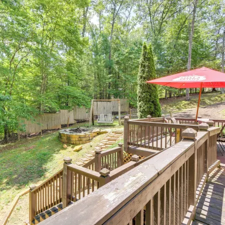 Pet-Friendly Murphy Home Grilling Deck and Fire Pit