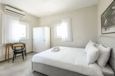 Spacious & Bright 3BR Apartment のホテル