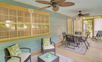 Lake Wales Vacation Rental w/ Screened-in Porch!