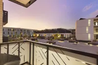 Bridgewater View 415 by HostAgents
