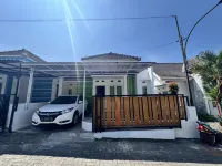 Villa Poermira 3 (2 Bedroom Villa) Hotels in Mojorejo