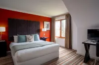 Warbrook House Heritage Hotel Отели рядом с достопримечательностью «Sherfield Park»
