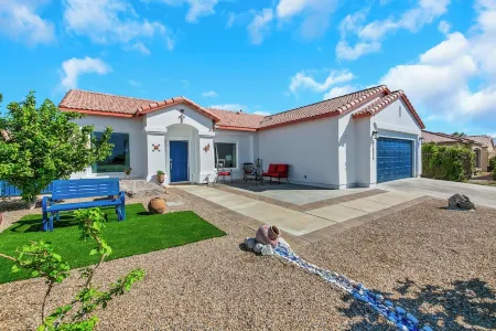 Thousand Palms Escape Family Friendly, Arcade, Pool Fun Games Отели в г. Таусанд Палмс