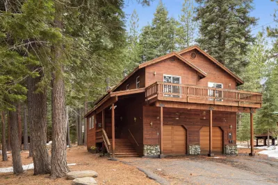 Truckee Pines Retreat Game Room & Forest Views