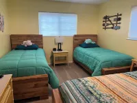 Lakefront Home with Amazing Views, Private Dock, Kayaks, Gameroom Hotels in Clearlake