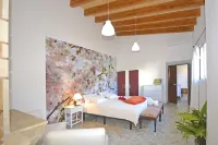 Holiday home, old Can Redo, renovated Hotels in Binissalem