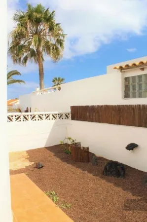 Privilege Bay- Villa Delhi-sea view and natural park view. Beach front location. Отели рядом с достопримечательностью «Seven Pints»