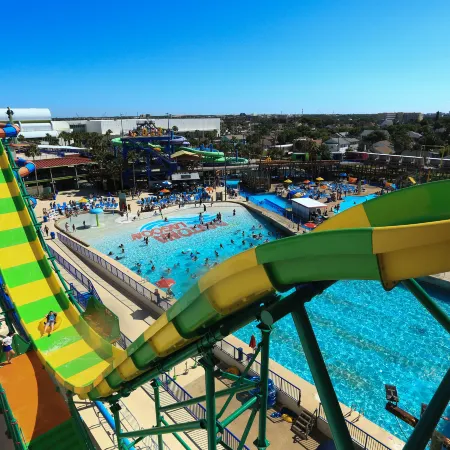 Holiday Inn & Suites DAYTONA BEACH ON THE OCEAN by IHG