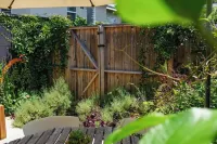 Jones Surf Shack South Bay Hotels in Del Aire