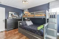 Summer Lake Paradise | Unforgettable Sunset Views 카와싸 레이크스 호텔