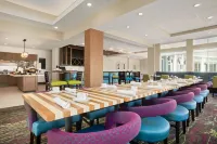Hilton Garden Inn Baytown - breakfast