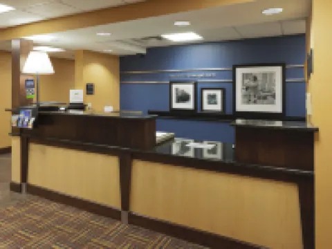 Hampton Inn Youngstown-North Hotels in Trumbull County